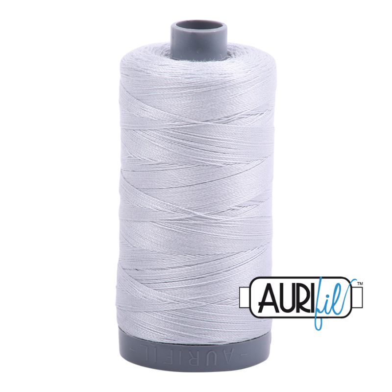 Aurifil 28WT - Large spool - 2600